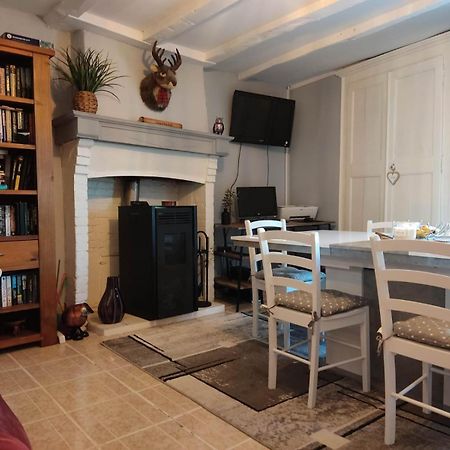 Bed and Breakfast 16 Bel Air Saint-Bonnet-de-Bellac Esterno foto