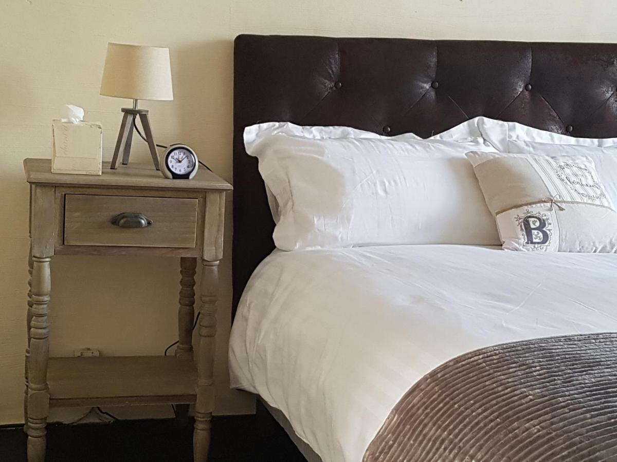Bed and Breakfast 16 Bel Air Saint-Bonnet-de-Bellac Esterno foto