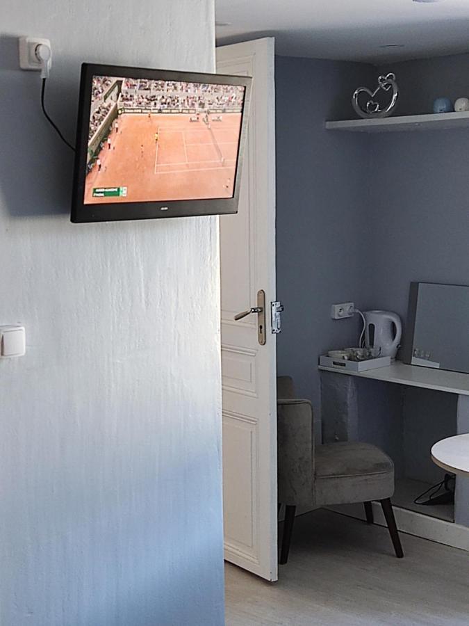 Bed and Breakfast 16 Bel Air Saint-Bonnet-de-Bellac Esterno foto