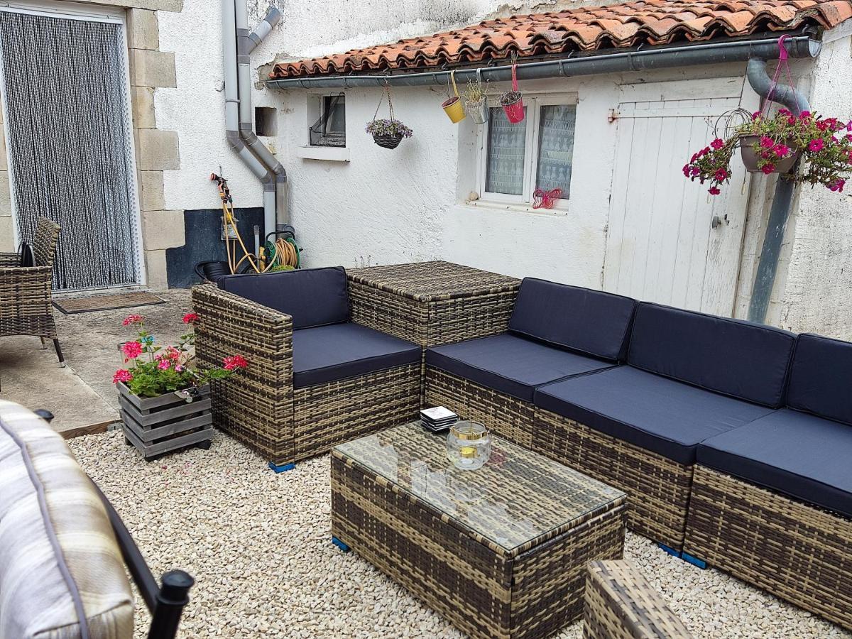 Bed and Breakfast 16 Bel Air Saint-Bonnet-de-Bellac Esterno foto